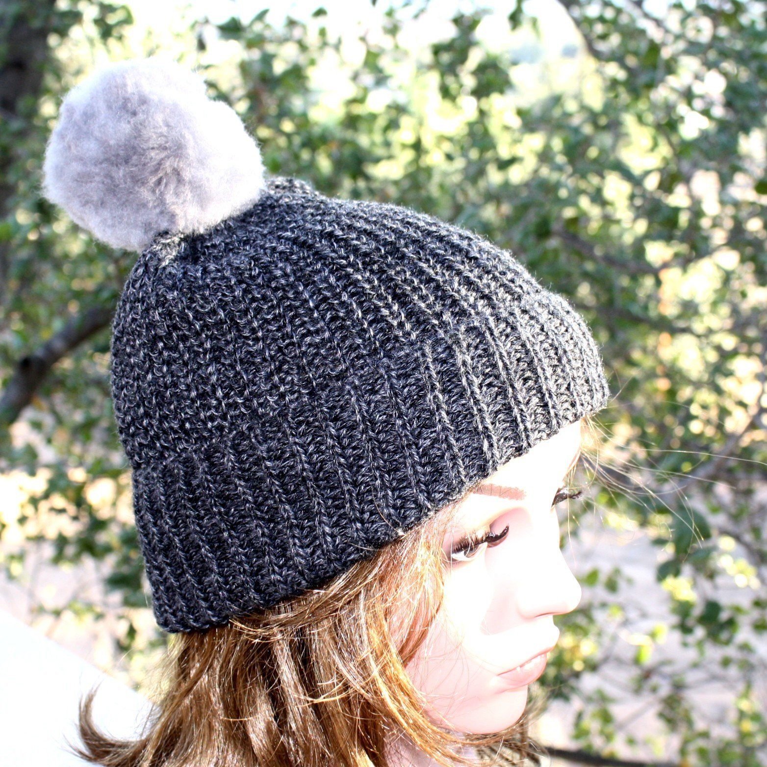100% Alpaca Pom-Pom Channel Beanie Hat - pokema100% Alpaca Pom-Pom Channel Beanie Hat