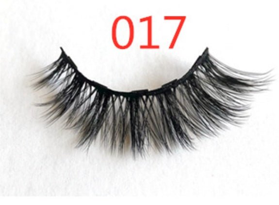 A Pair Of False Eyelashes With Magnets In Fashion - pokemaeaa82c911f4c2014735fe01de9e4f231