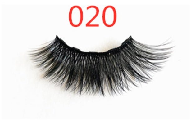 A Pair Of False Eyelashes With Magnets In Fashion - pokema92744151ef65f962cc0d69781e1975a4