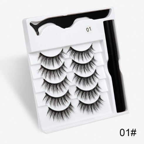 A Pair Of False Eyelashes With Magnets In Fashion - pokema5181c79639dda15fab93bcfcfa5cb7ff
