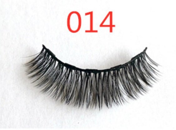 A Pair Of False Eyelashes With Magnets In Fashion - pokema69d29ba8834ed97b9003d1beeaabd8f1