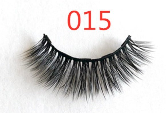 A Pair Of False Eyelashes With Magnets In Fashion - pokema2a93288aa2a87292efad149be331181a