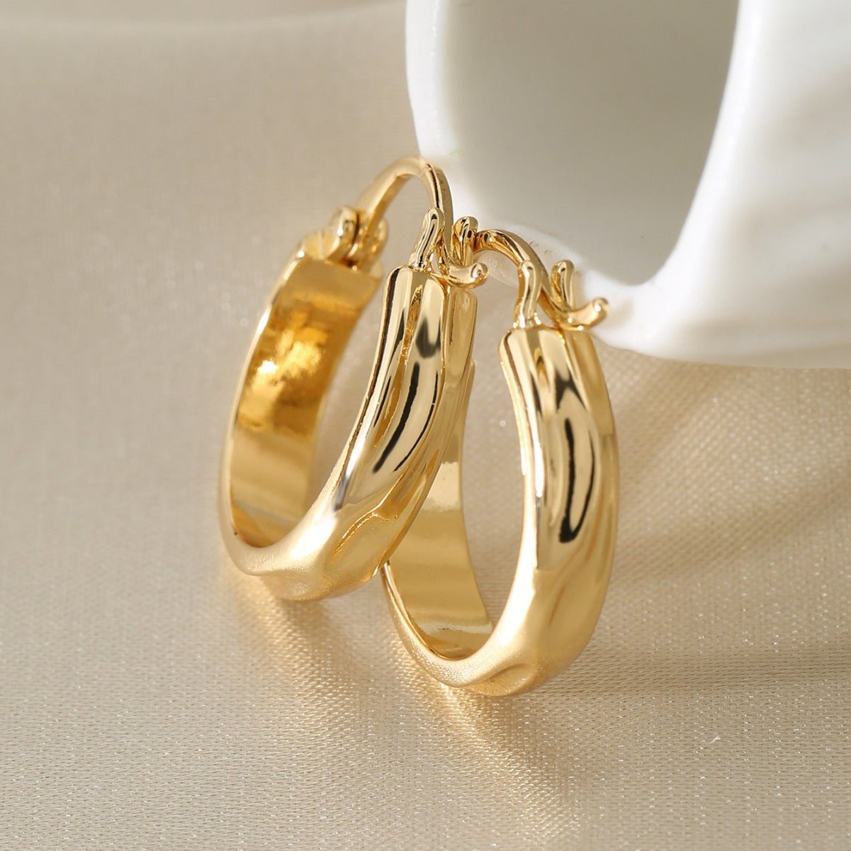Cross-border Best-selling Light-luxury Geometric Earrings - pokema6d548c67e2da8f85d5413cd1854589f0