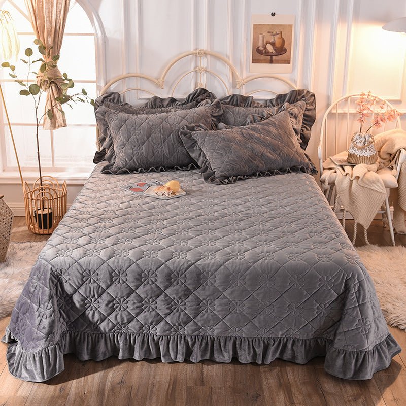 Crystal velvet padded quilted bed sheet - pokema9323c96a3e4a06520e7995c78e13d828