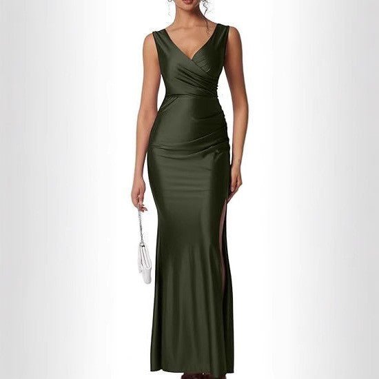 Elegant Solid-color Satin Dress With A Slit - pokema20c24b3816561ea99db7309d2de215e3