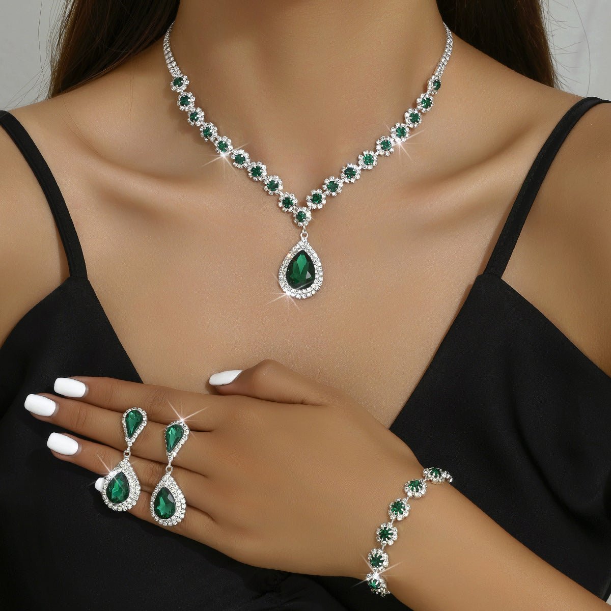 Fashion Jewelry Bridal Jewelry Suit Necklace Ear Stud Bracelet Three-piece Set - pokemaa32ba426564a58407e16a5567709f5ce