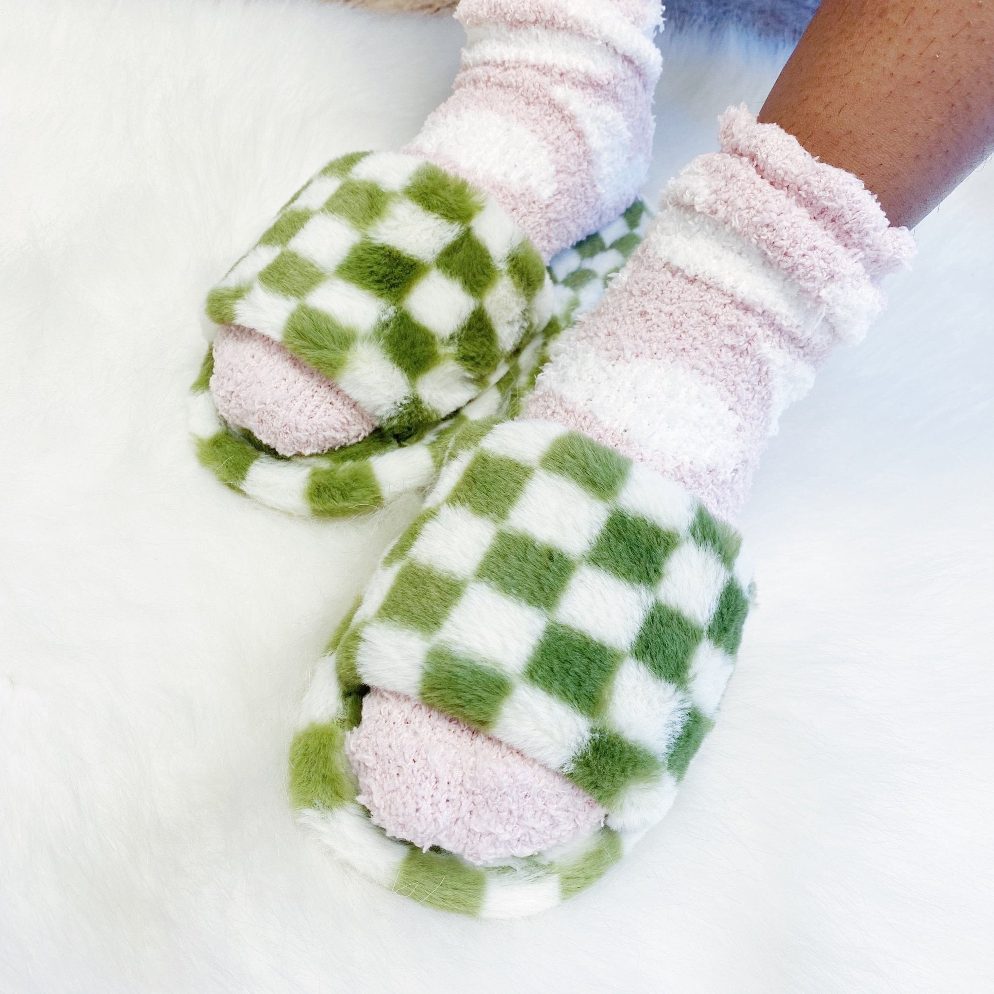 Luxe Lounge Checker Cozy Slippers - pokemaLuxe Lounge Checker Cozy Slippers