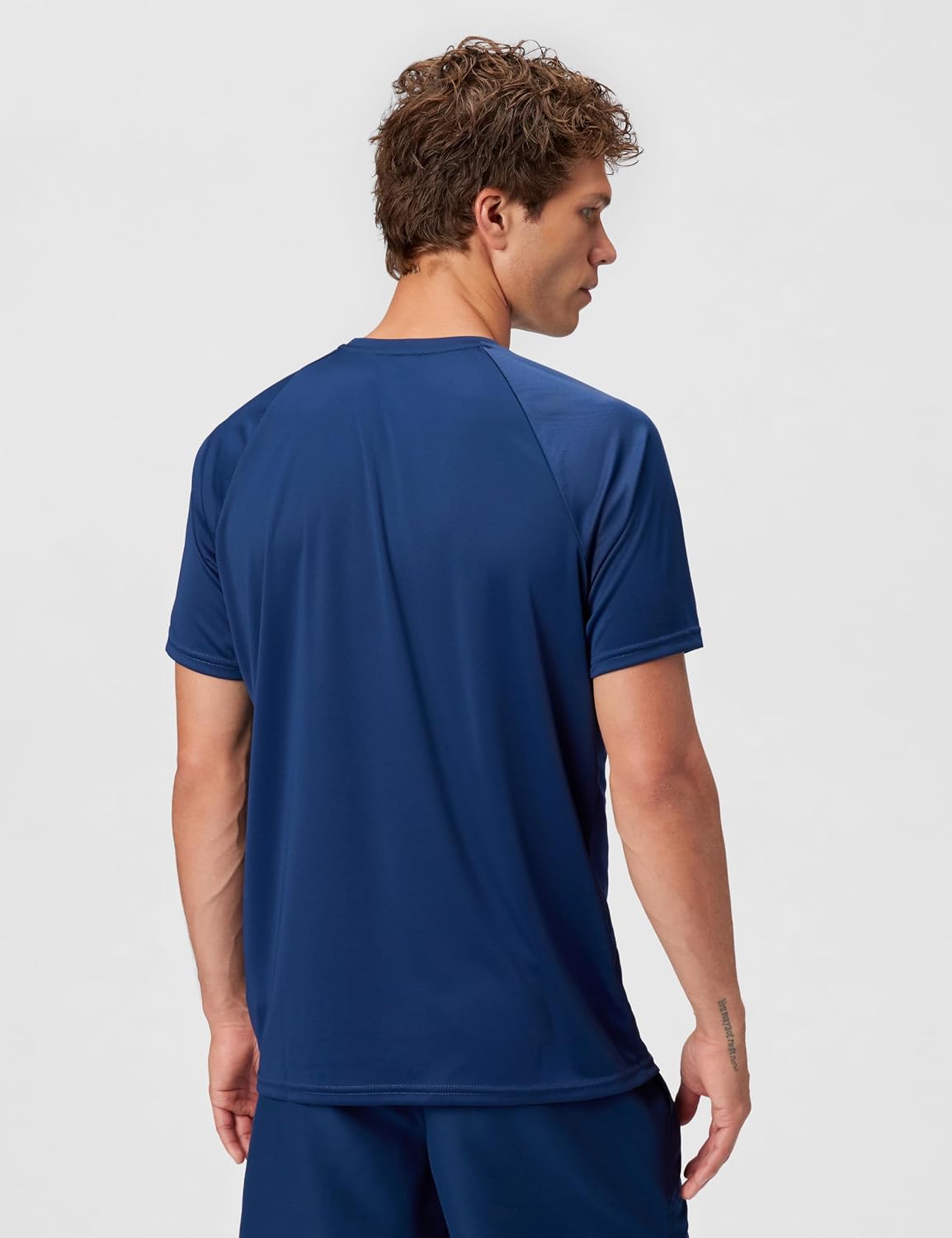 Nike Unisex-Adult Short Sleeve HydroguShort Sleeve Hydrogu - pokemaNike Unisex-Adult Short Sleeve HydroguShort Sleeve Hydrogu