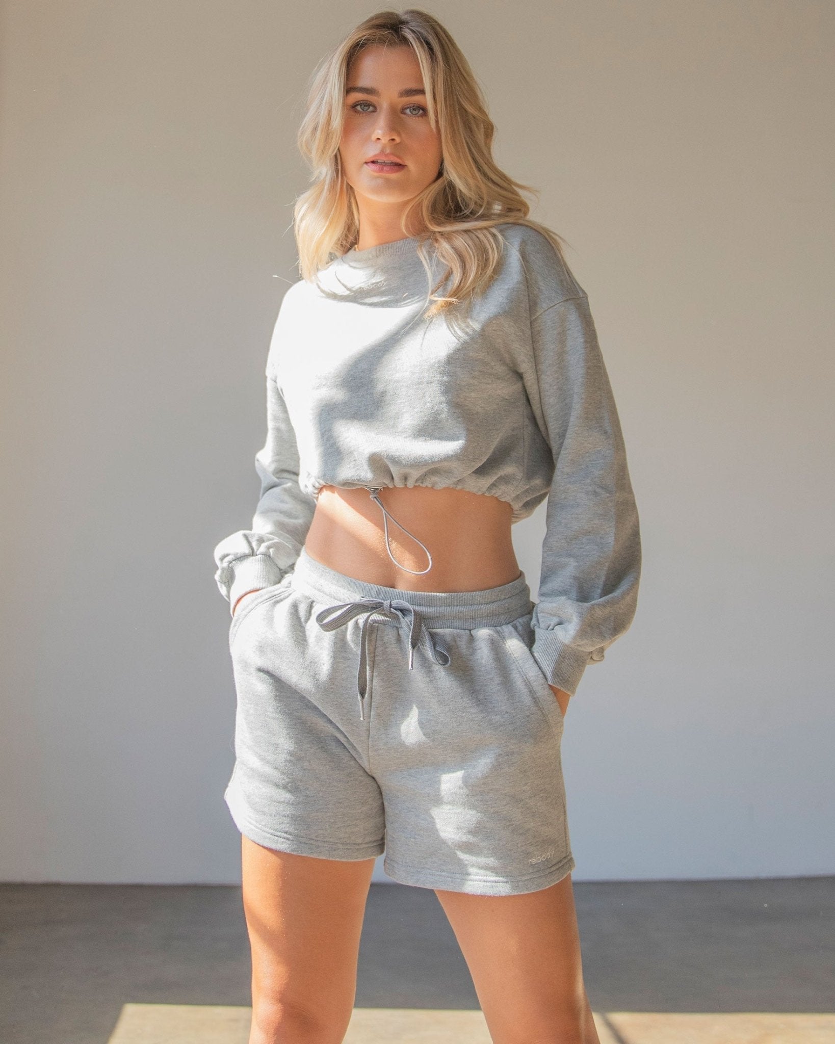 Rebody Puff Sleeve Crop Sweatshirt - pokemaRebody Puff Sleeve Crop Sweatshirt