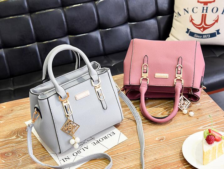 Women Fashion Handbag - pokemad68a4c1901de4ca3fa1a42093d35f61b